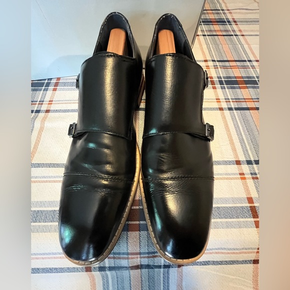 Steve Madden Black Leather 2 buckle dress shoes 10 1/2 - Picture 7 of 9